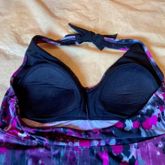 MATERNITY SWIMSUIT(TOP ONLY) Top: L - Picture 6 of 7